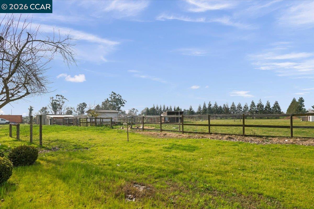 24685 Fuhrman Road Acampo, CA 95220 - Photo 49 of 58 a view of an ocean with a swimming pool