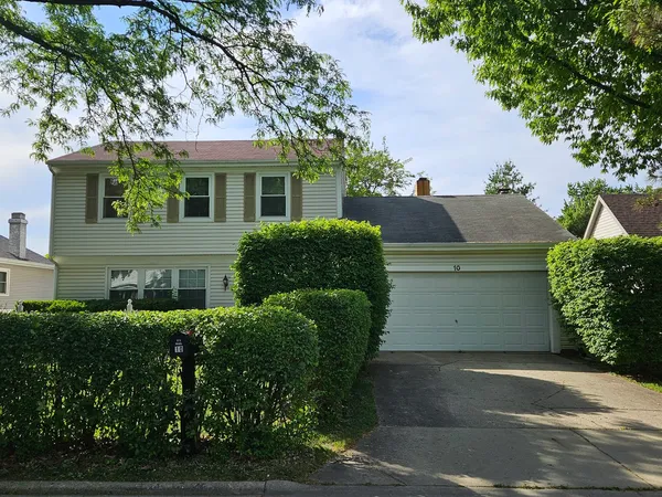 $4,000 | 10 Mayflower Road, Vernon Hills, IL 60061
