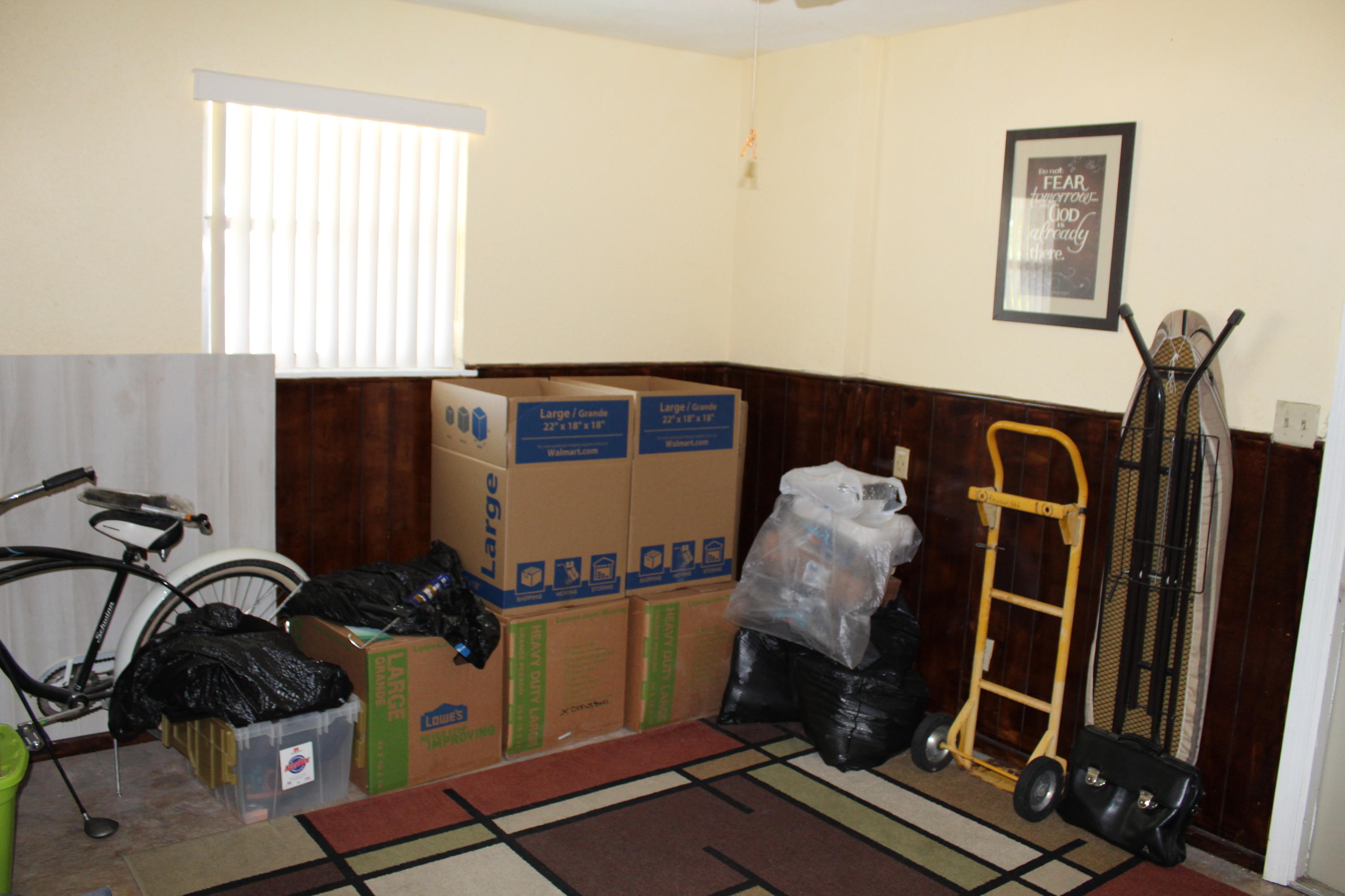390 West 33rd Street Riviera Beach, FL 33404 - Photo 19 of 27 IMG_4216