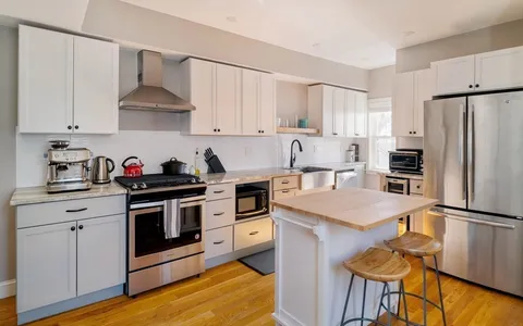 $975,000 | 69 Boylston Street, Unit 2, Boston, MA 02130