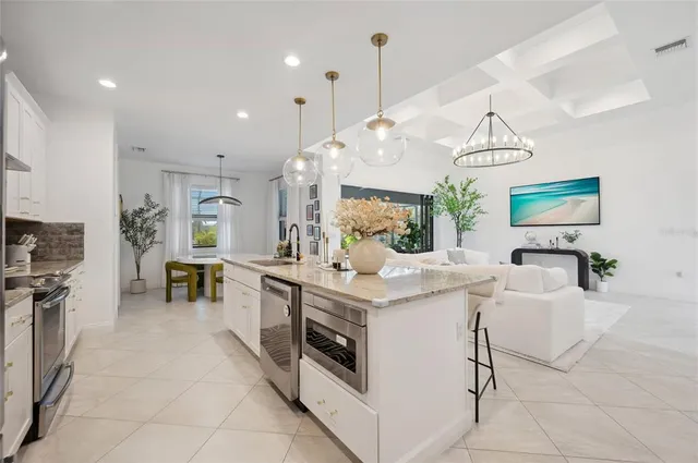 $4,500 | 1099 Cimarron Drive, Punta Gorda, FL 33950