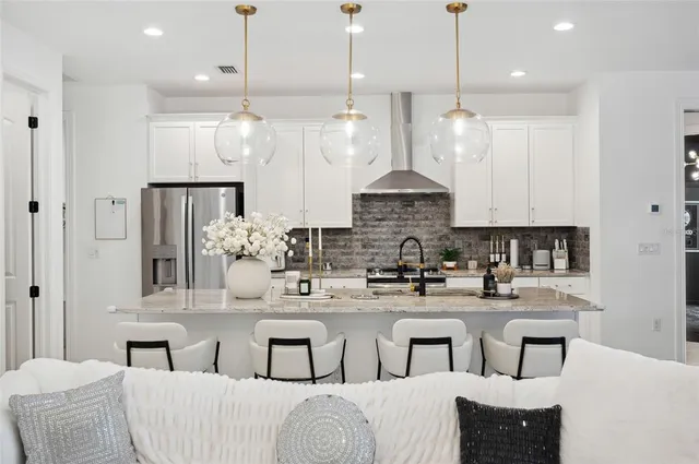 $4,500 | 1099 Cimarron Drive, Punta Gorda, FL 33950