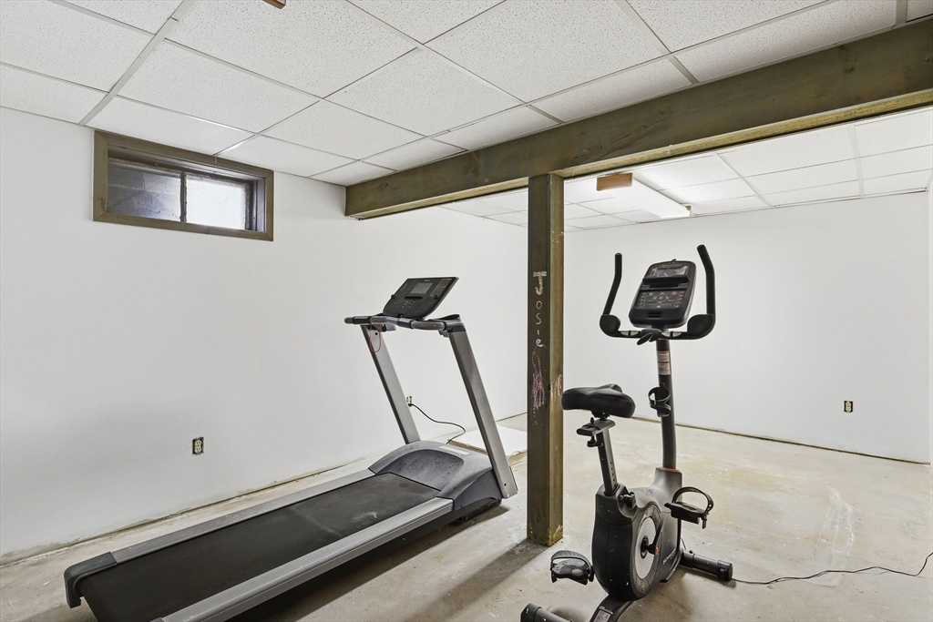 100 Colorado Street Springfield, MA 01118 - Photo 34 of 42