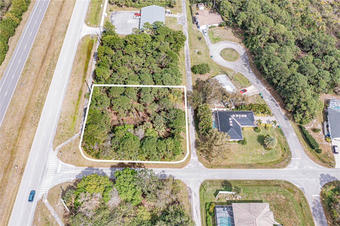 789 Sebastian Boulevard Sebastian, FL 32958 - Photo 4 of 14