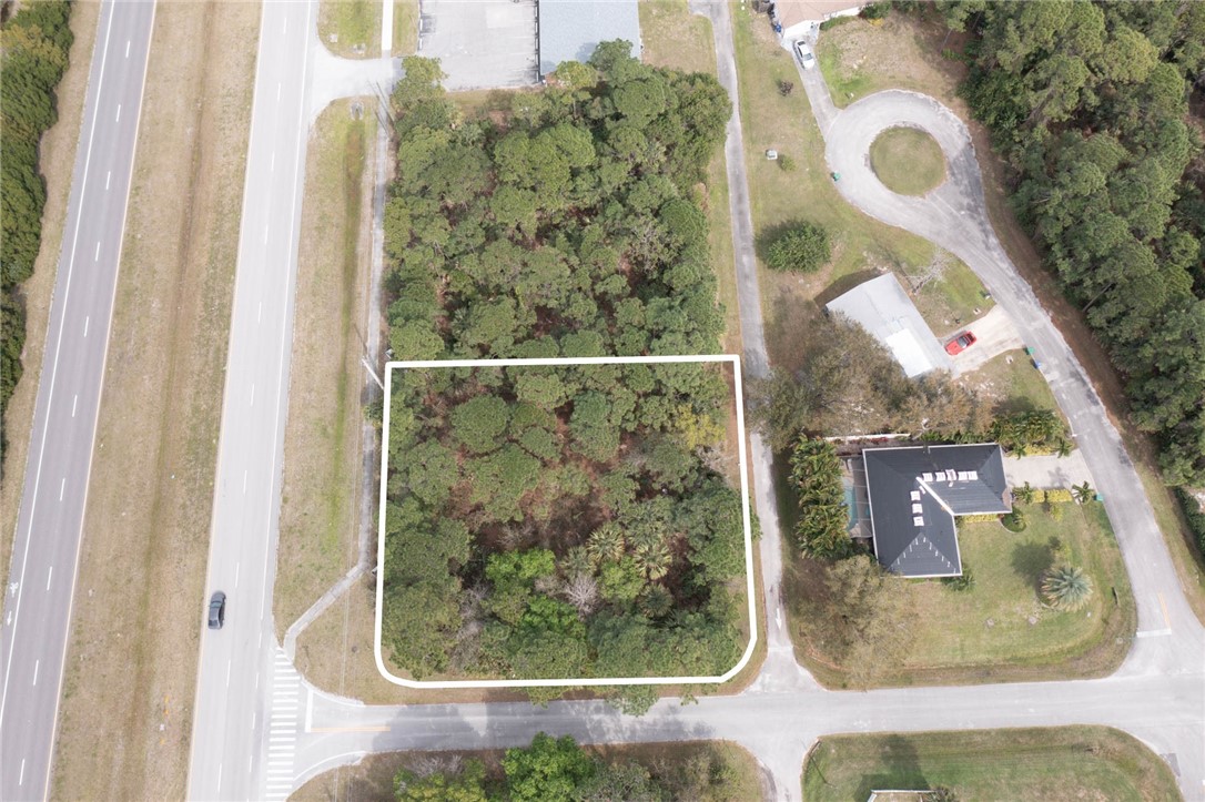 789 Sebastian Boulevard Sebastian, FL 32958 - Photo 5 of 14