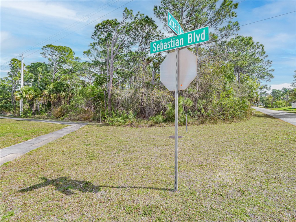 789 Sebastian Boulevard Sebastian, FL 32958 - Photo 8 of 14 a view of a chair and table in the yard