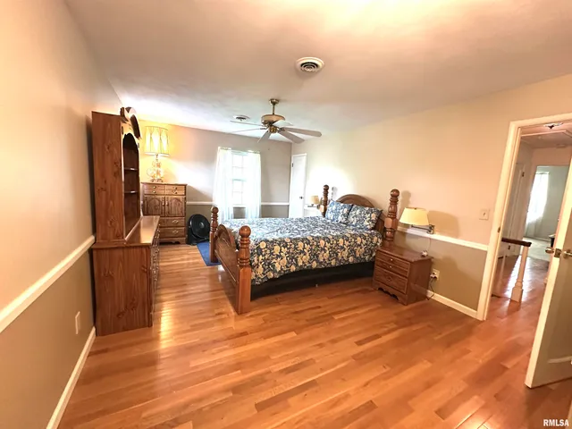 $217,900 | 1 Estate Drive, Centralia, IL 62801