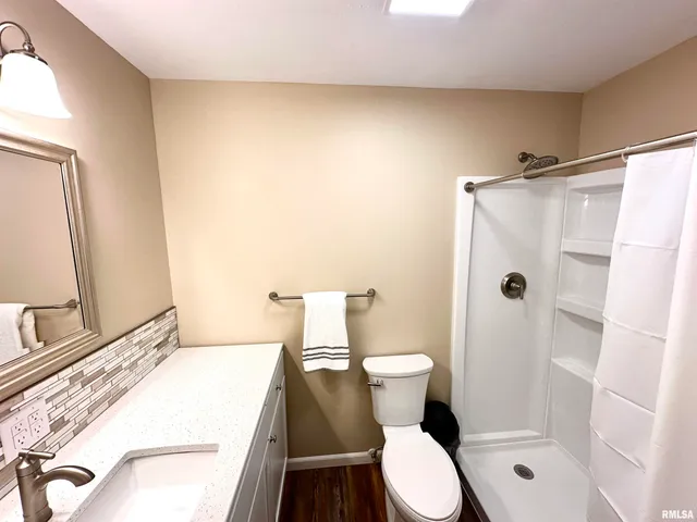 $217,900 | 1 Estate Drive, Centralia, IL 62801