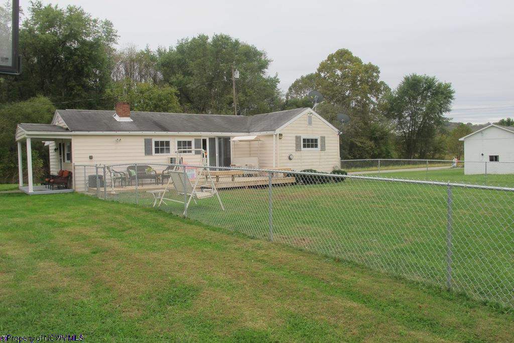 1285 Buckeye Road Mount Morris, PA 15349 - Photo 5 of 20 Gallery Image 5