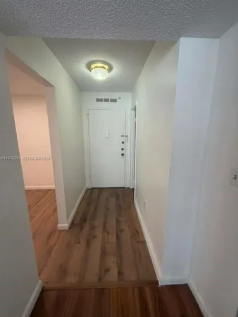 $1,850 | 2780 Northeast 183rd Street, Unit 410, Aventura, FL 33160