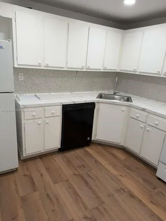 $1,850 | 2780 Northeast 183rd Street, Unit 410, Aventura, FL 33160