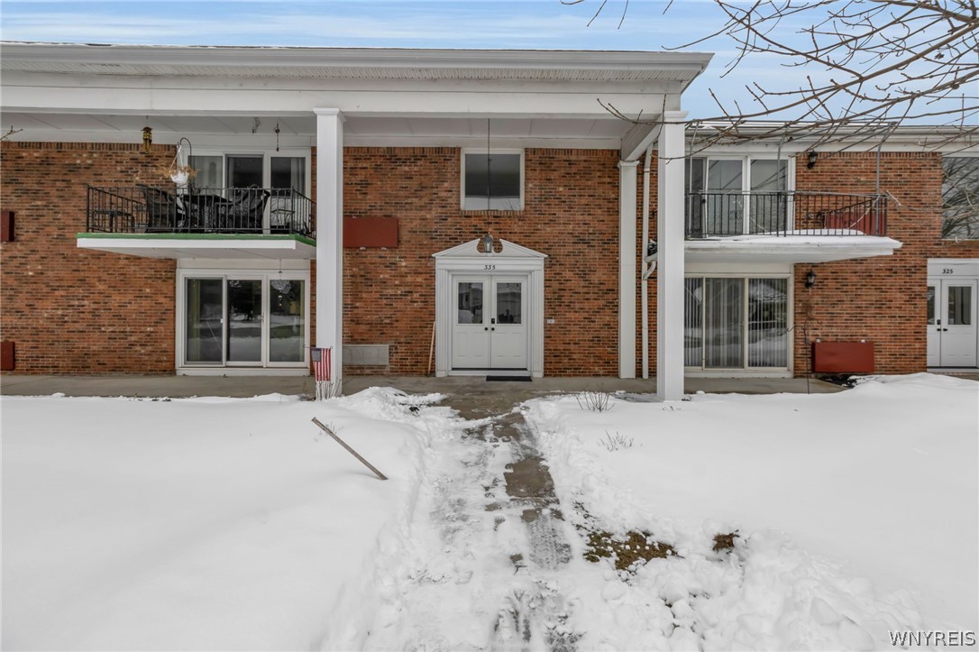 335 South Cayuga Road, Unit B Amherst, NY 14221 - Photo 1 of 30 Top right corner is the unit
