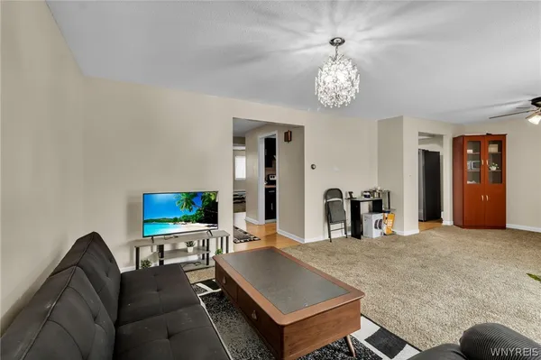 $199,900 | 335 South Cayuga Road, Unit B, Amherst, NY 14221