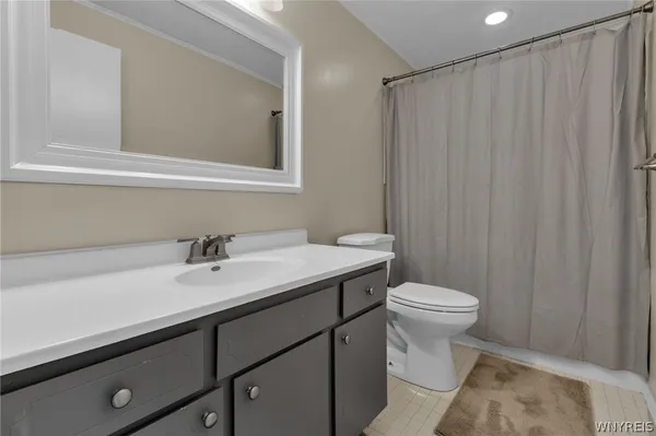 $199,900 | 335 South Cayuga Road, Unit B, Amherst, NY 14221
