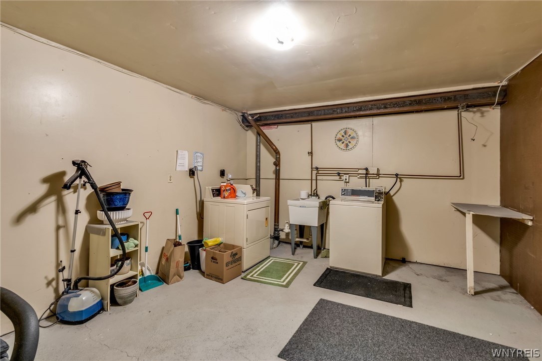 335 South Cayuga Road, Unit B Amherst, NY 14221 - Photo 22 of 30