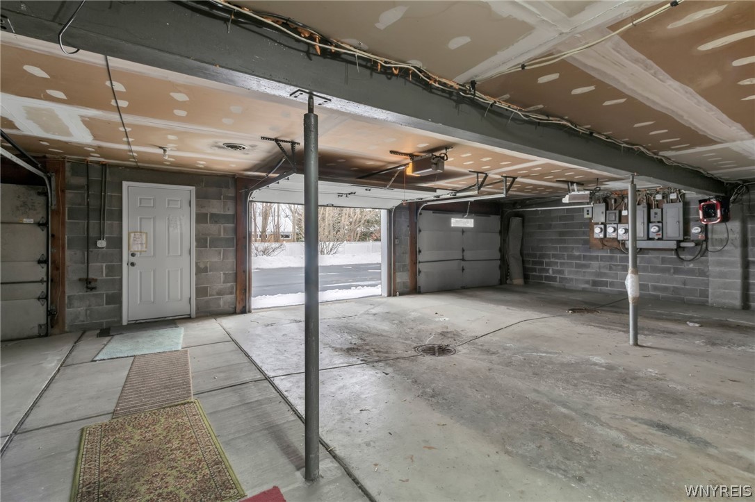 335 South Cayuga Road, Unit B Amherst, NY 14221 - Photo 23 of 30 Assigned garage space