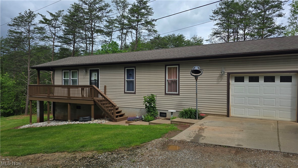 762 Farrow Hill Road Davisville, WV 26142 - Photo 2 of 25 Gallery Image 2