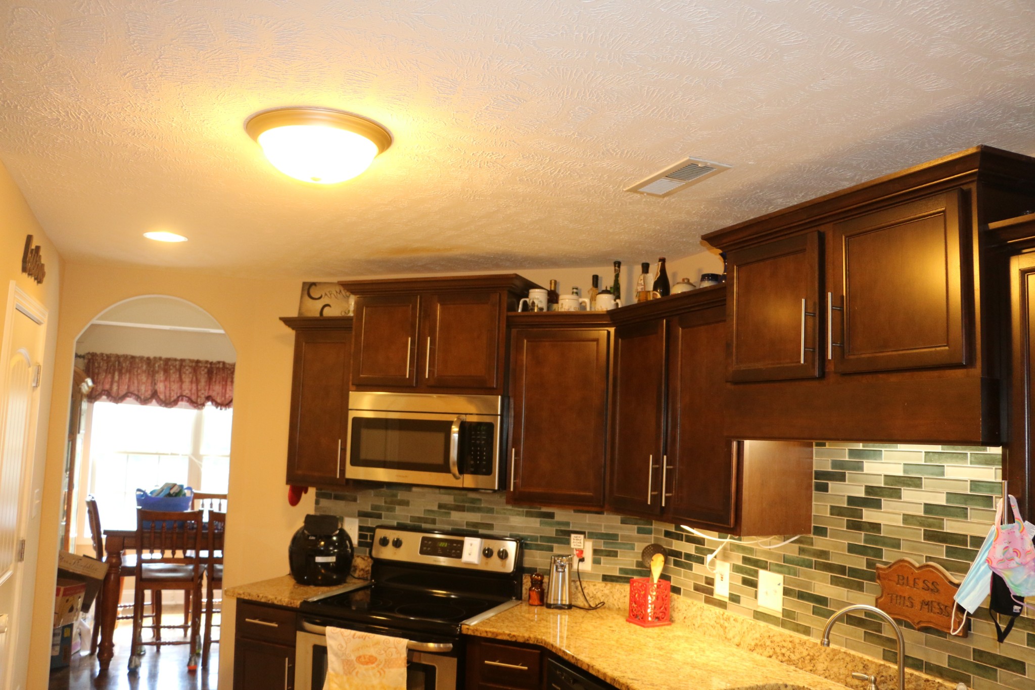2548 Floyd Road Clarksville, TN 37042 - Photo 7 of 24 Gallery Image 7