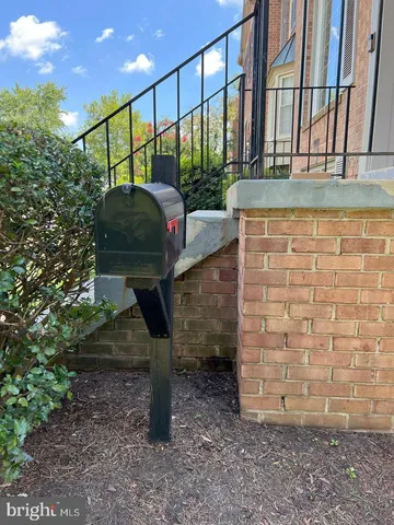 $1,375 | 511 Davis Avenue Southwest, Leesburg, VA 20175