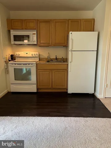 $1,375 | 511 Davis Avenue Southwest, Leesburg, VA 20175