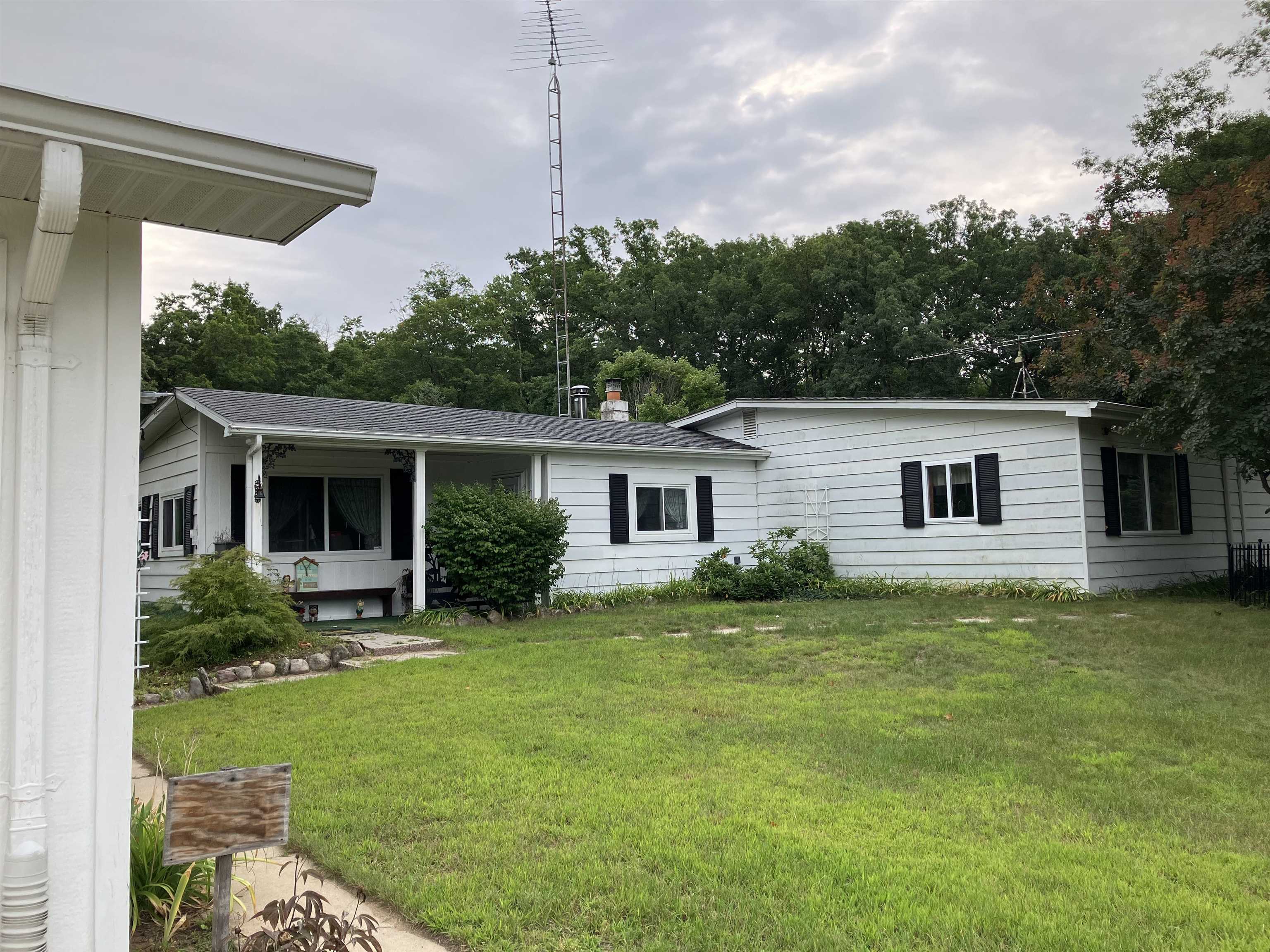 5921 East Haskell Lake Road Harrison, MI 48625 - Photo 5 of 49 Gallery Image 5