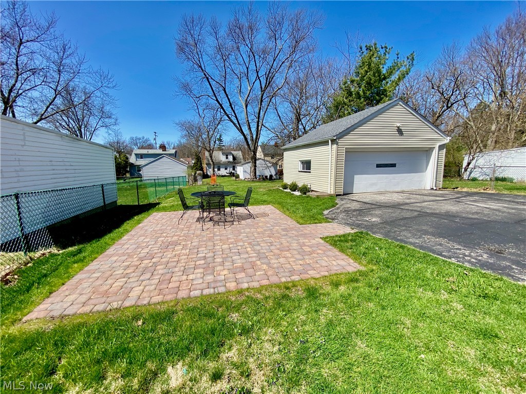 1764 Brainard Road Lyndhurst, OH 44124 - Photo 25 of 27