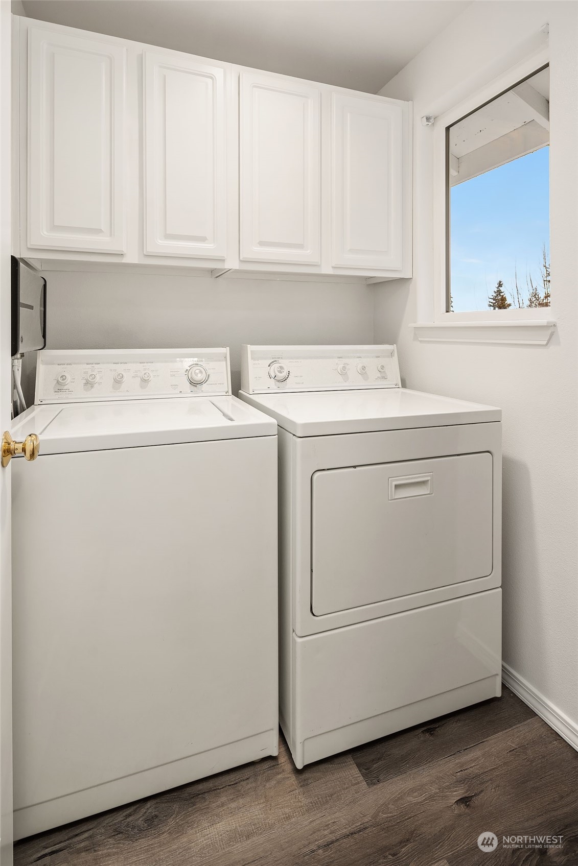 4801 Northeast 18th Place, Unit B Renton, WA 98059 - Photo 26 of 36 a utility room with dryer and washer