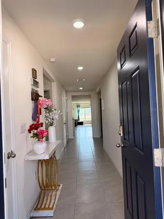 $2,300 | 5686 Barakat Road, Zephyrhills, FL 33541