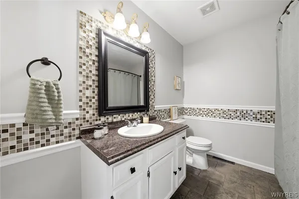 $289,000 | 26 Guenther Avenue, Tonawanda, NY 14150