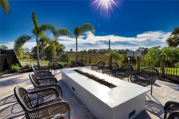 $2,600 | 14558 Mossy Pine, Nokomis, FL 34275