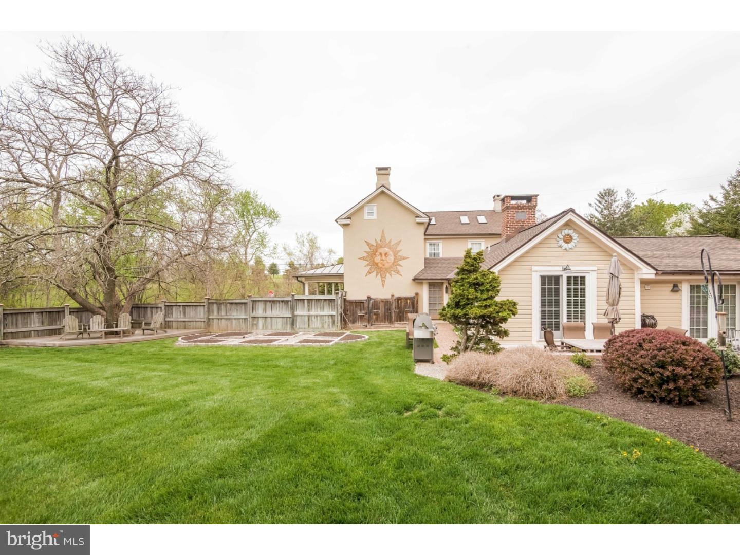 241 Smithtown Road Pipersville, PA 18947 - Photo 4 of 25 Exterior Side