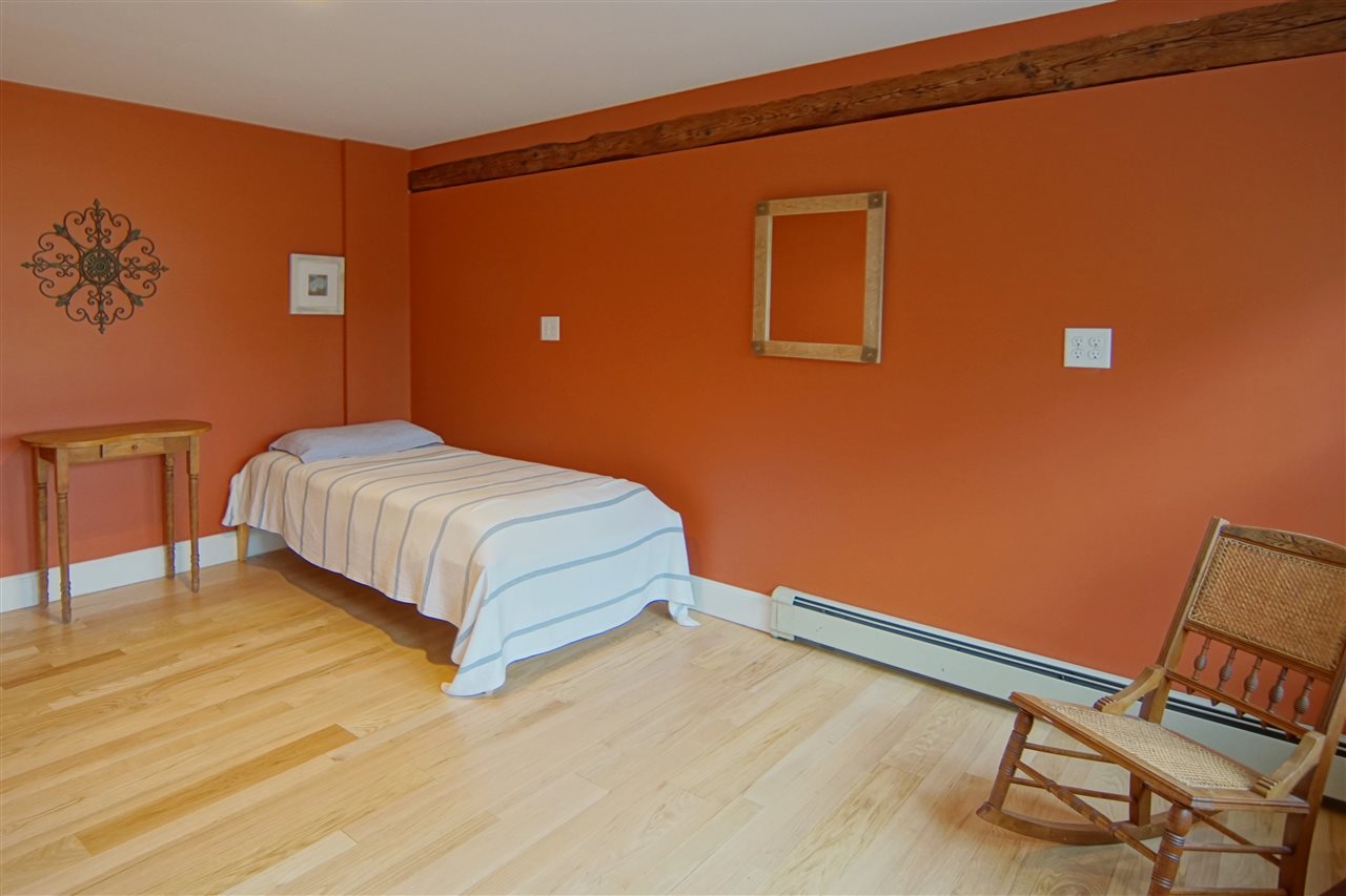 17 Newfields Road Exeter, NH 03833 - Photo 16 of 32