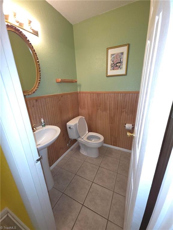 2215 Shadow Valley Road, Unit H High Point, NC 27265 - Photo 4 of 15