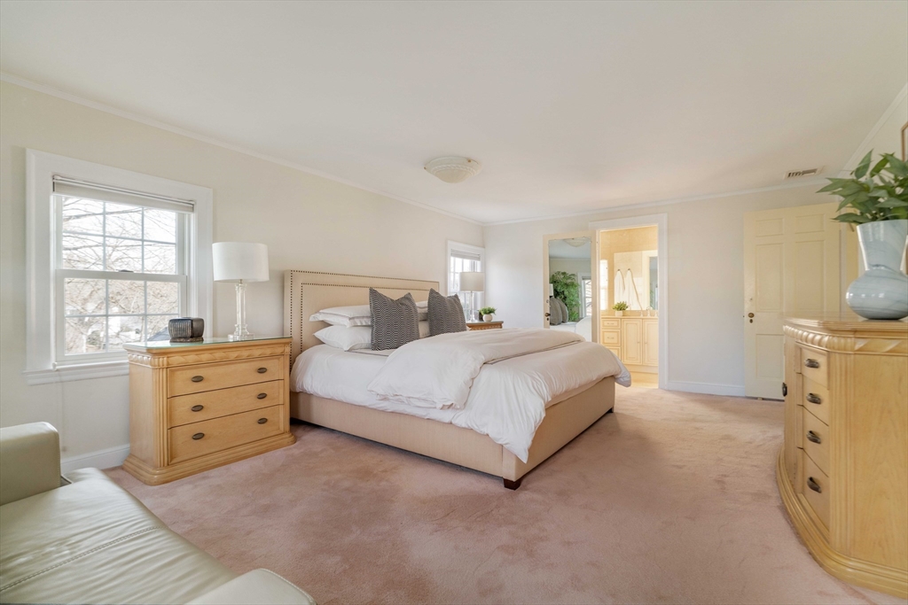 24 Littlefield Road Newton, MA 02459 - Photo 18 of 34