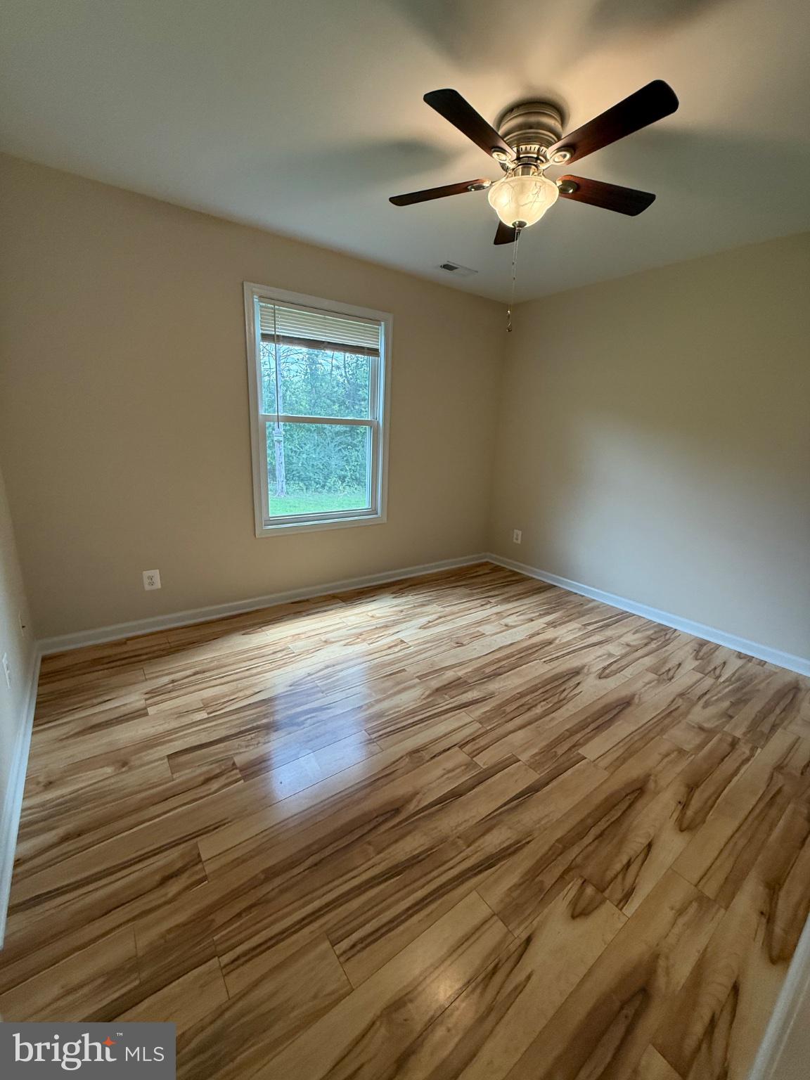 29 Farm View Road Front Royal, VA 22630 - Photo 11 of 17 Bedroom 2
