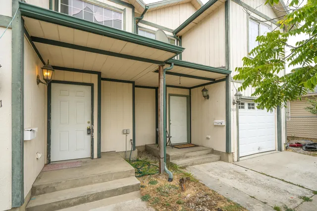 $475,000 | 2411-2413 East Columbia Avenue, Spokane, WA 99208