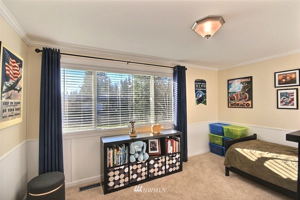 2408 Southeast 19th Street Renton, WA 98055 - Photo 11 of 19 Gallery Image 11