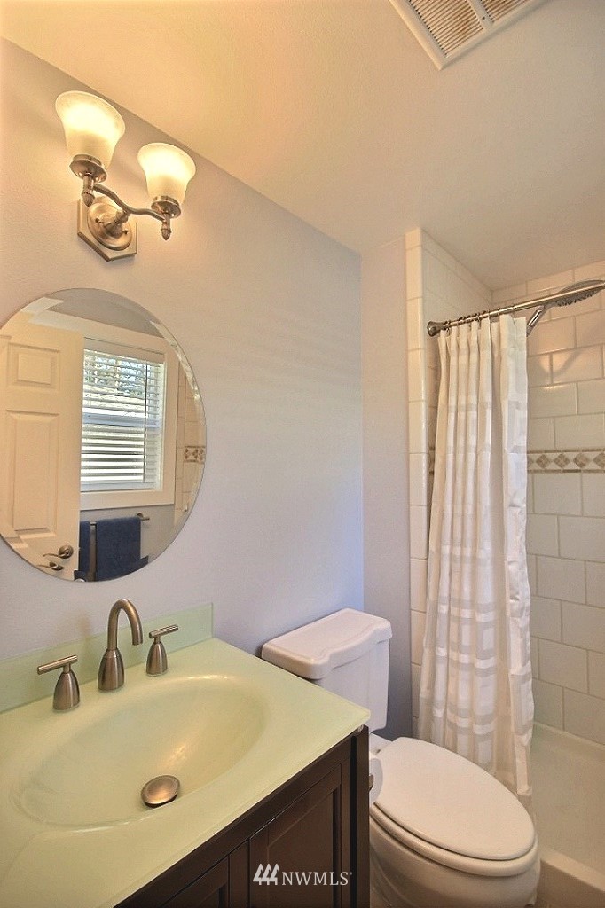 2408 Southeast 19th Street Renton, WA 98055 - Photo 16 of 19 Gallery Image 16