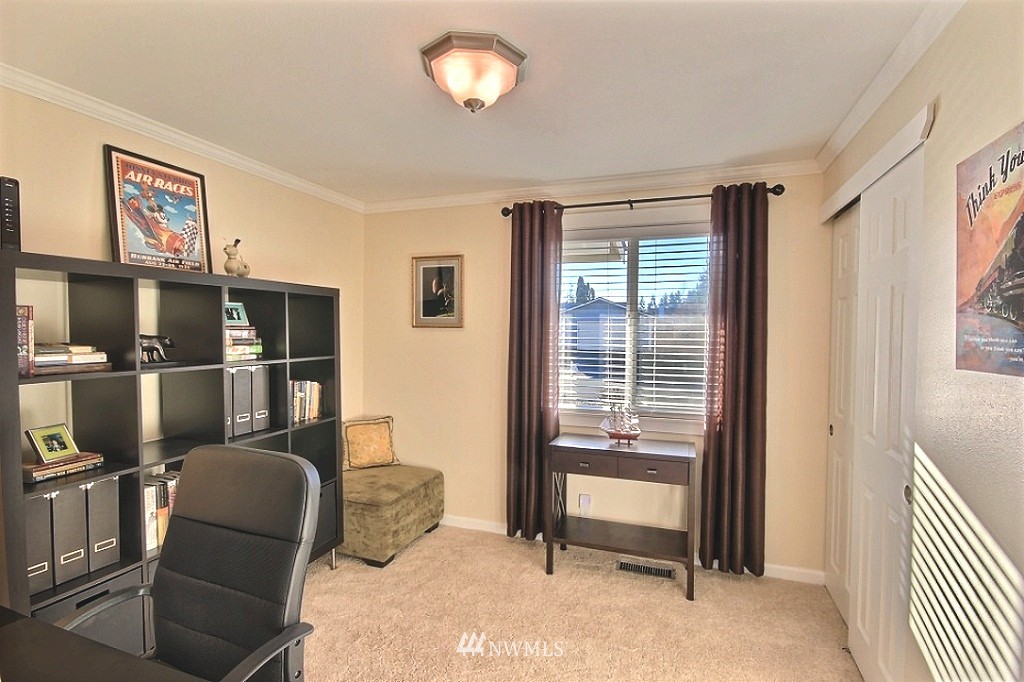 2408 Southeast 19th Street Renton, WA 98055 - Photo 17 of 19 Gallery Image 17