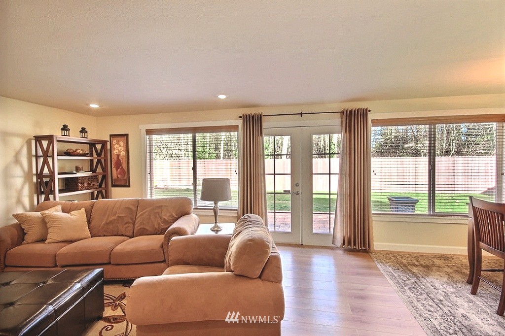 2408 Southeast 19th Street Renton, WA 98055 - Photo 10 of 19 Gallery Image 10