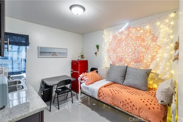 $1,200 | 1516 West Hellman Avenue, Unit C, Alhambra, CA 91803