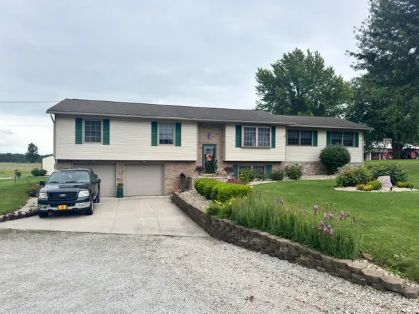 $399,900 | 16872 County Road 25A, Wapakoneta, OH 45895