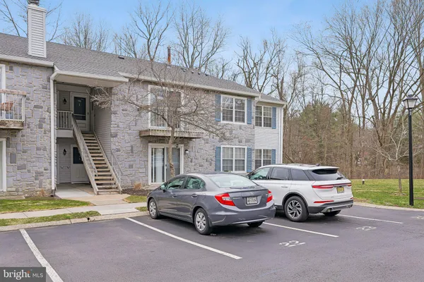 $300,000 | 24 Coral Tree Court, Lawrenceville, NJ 08648