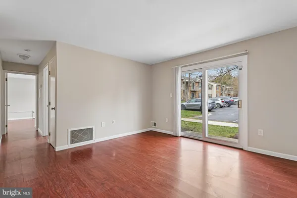 $300,000 | 24 Coral Tree Court, Lawrenceville, NJ 08648