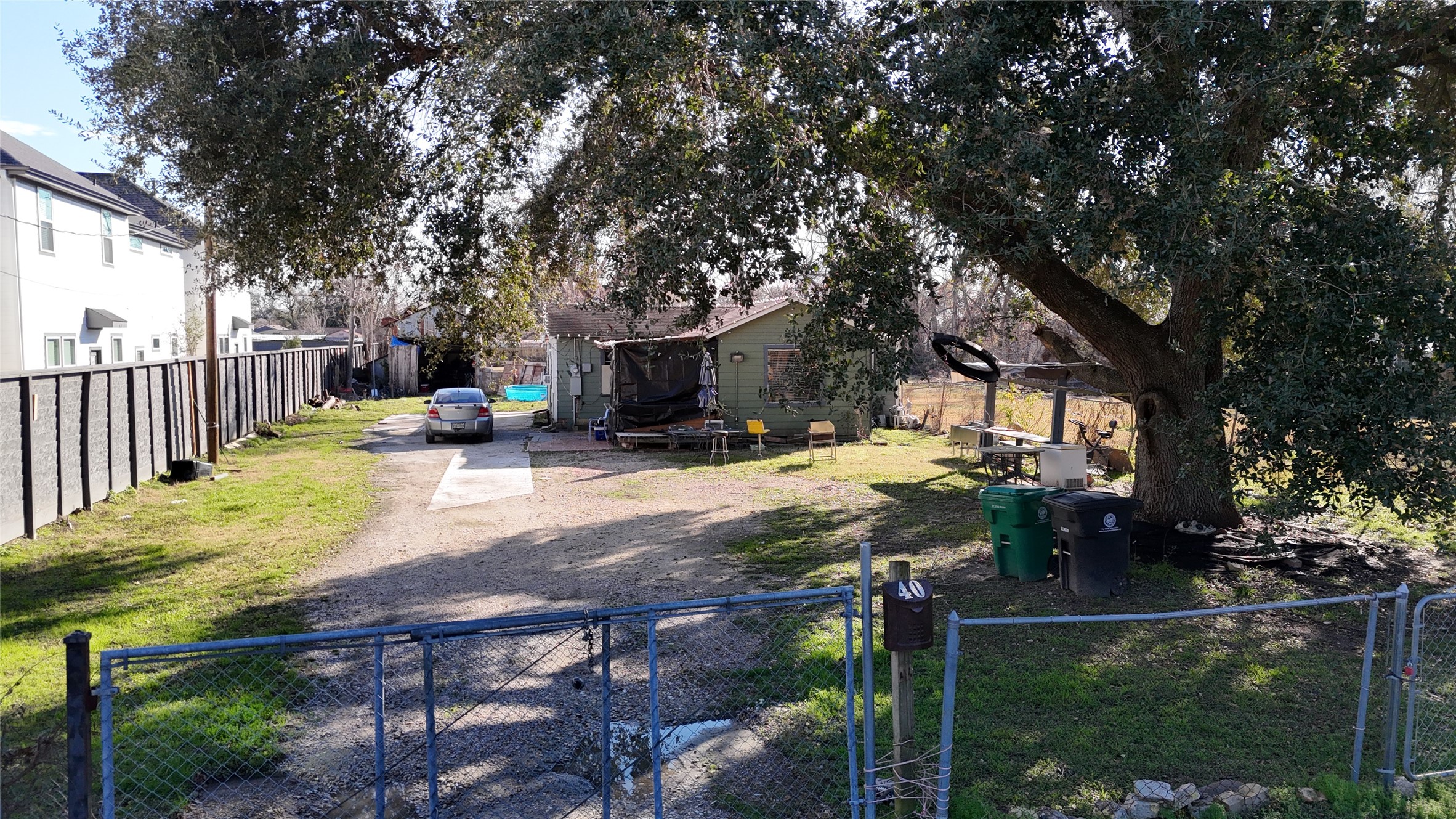 40 Dipping Lane Houston, TX 77076 - Photo 14 of 17 a view of a yard with patio