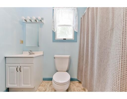 19 Kovey Road Boston, MA 02136 - Photo 16 of 24