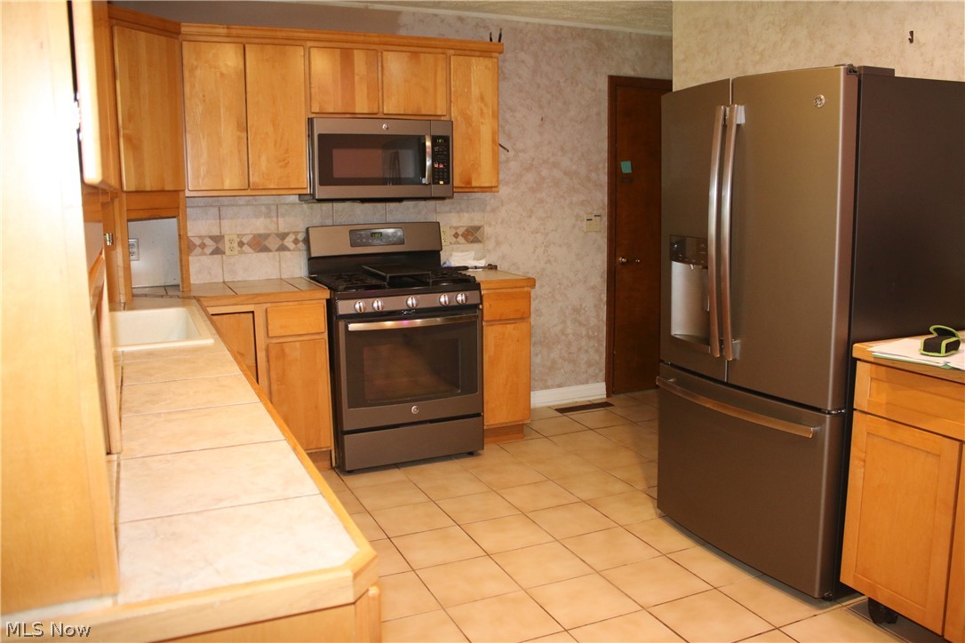 3779 Austin Road Geneva, OH 44041 - Photo 3 of 15