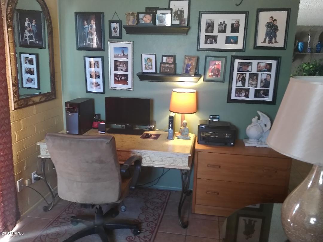 5401 West Osborn Road Phoenix, AZ 85031 - Photo 6 of 18 osboen living office space