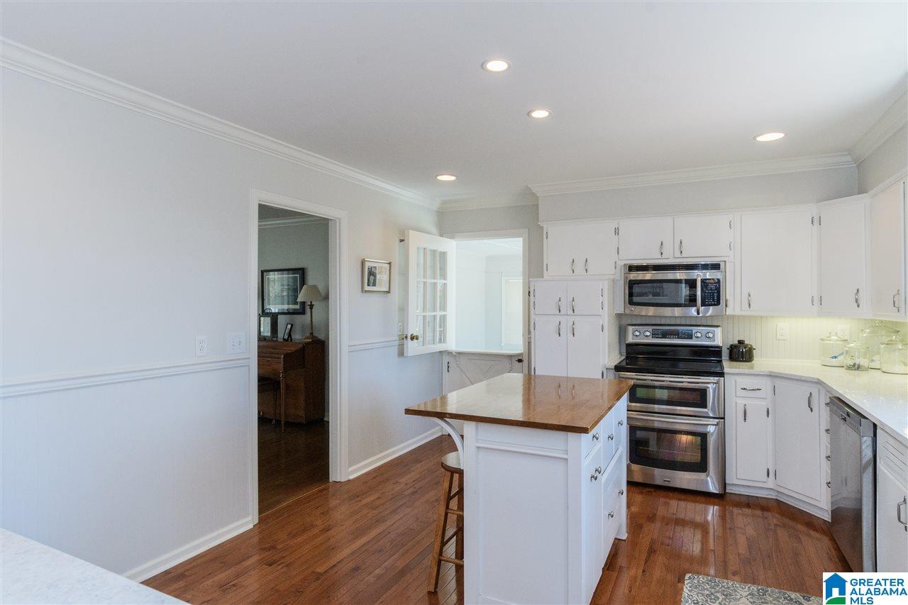 2105 Ridgeview Drive Birmingham, AL 35216 - Photo 12 of 34