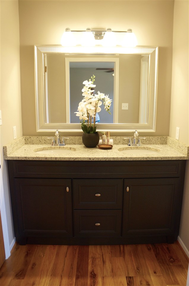 844 Canaan Road Roebuck, SC 29376 - Photo 20 of 25 Bath